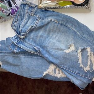 American Eagle Destroyed High Rise Jegging